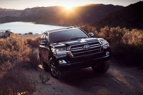 2021-toyota-land-cruiser-LR